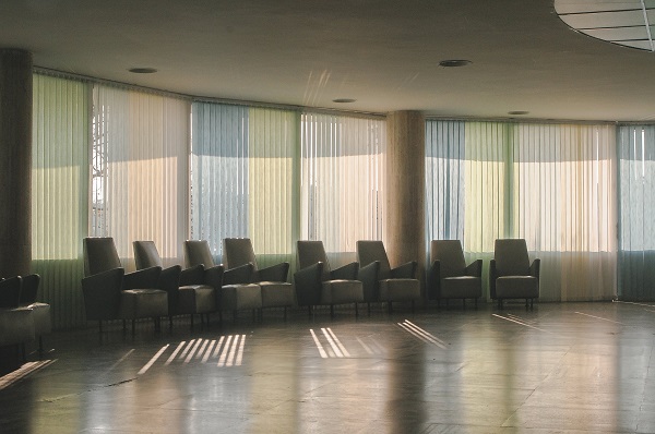 Tips to Select Commercial Window Treatments
