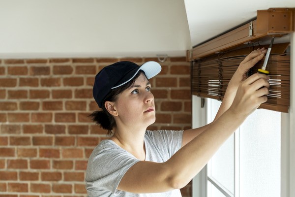 professional window blinds installation Calgary