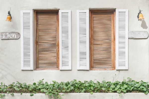 Which Is Best For Edmonton: Vinyl Or Wood Shutters? Find Out Now!
